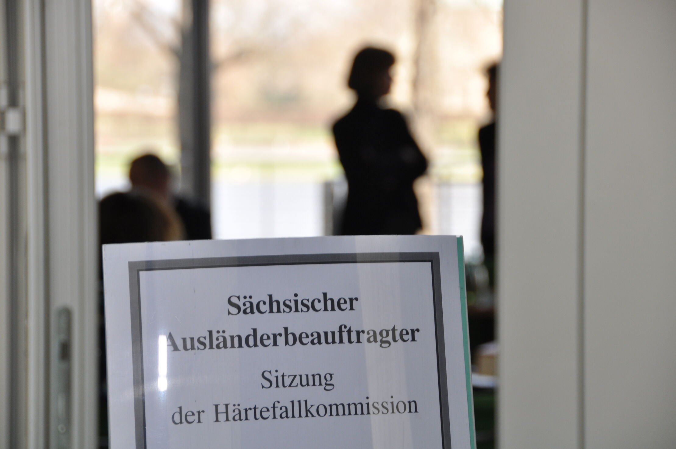 Tür zum Sitzungssaal